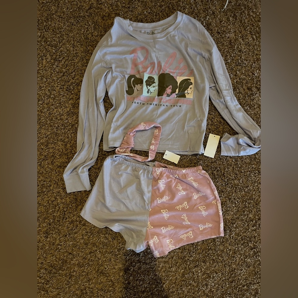 Barbie lounge set NWT